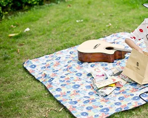 Foldable Outdoor Picnic Blanket - Green